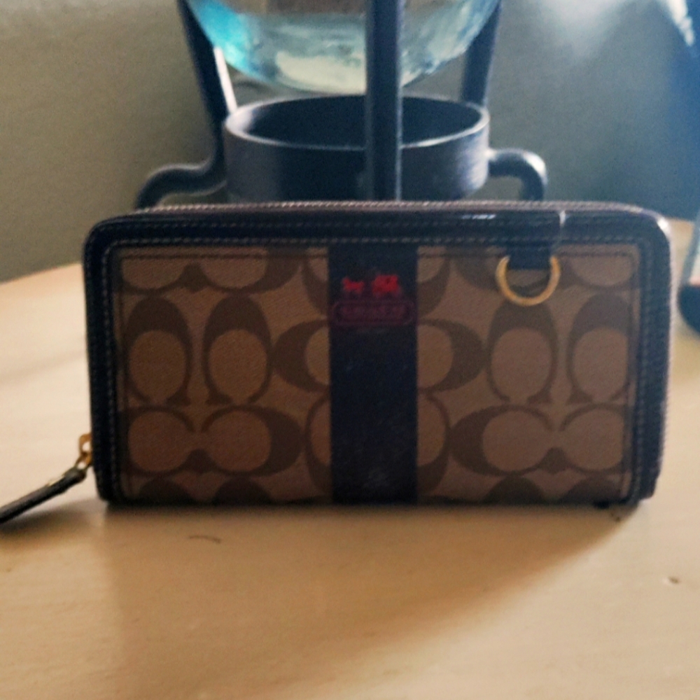 wallet used good condition.:)